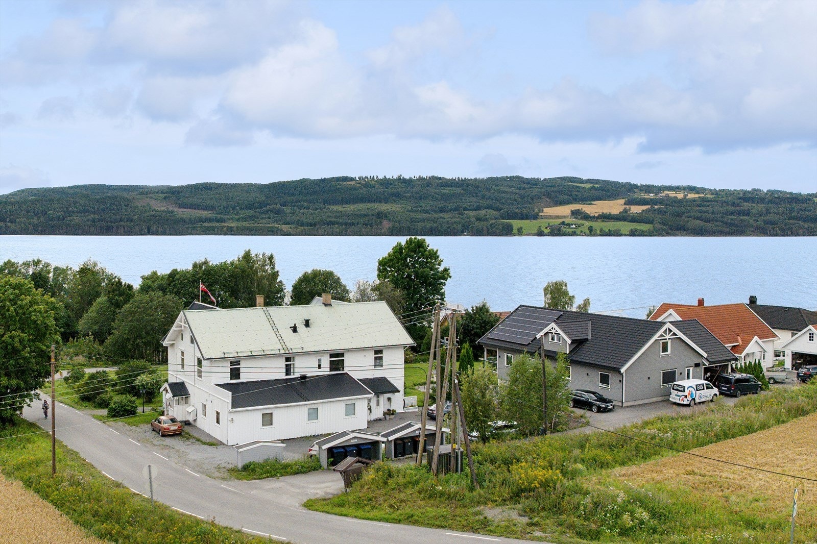 Eiendommen består av 4 eierseksjoner Galleribilde