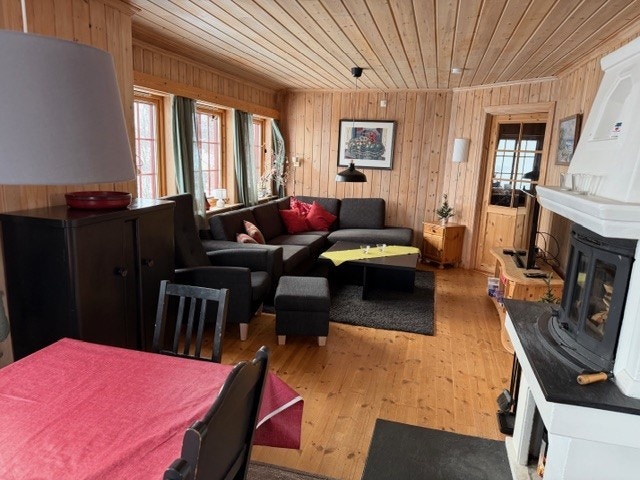 1.jpg Galleribilde