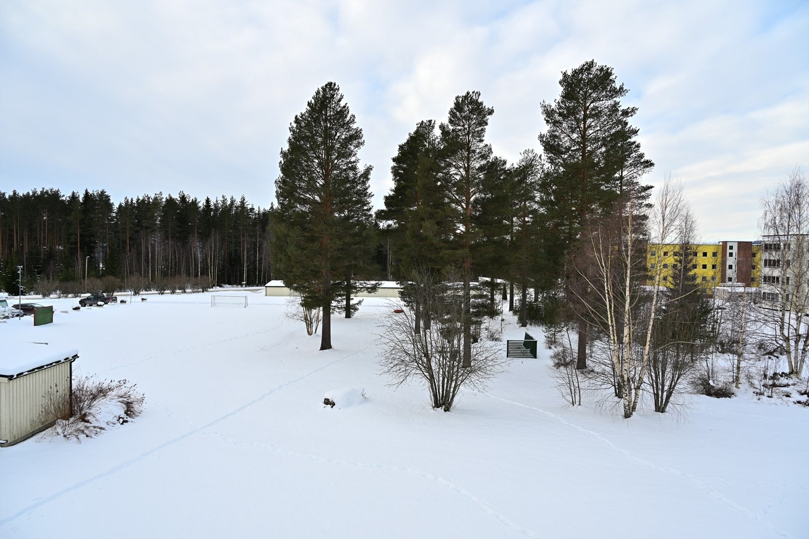Fint utsyn mot vest fra den romslige balkongen Galleribilde