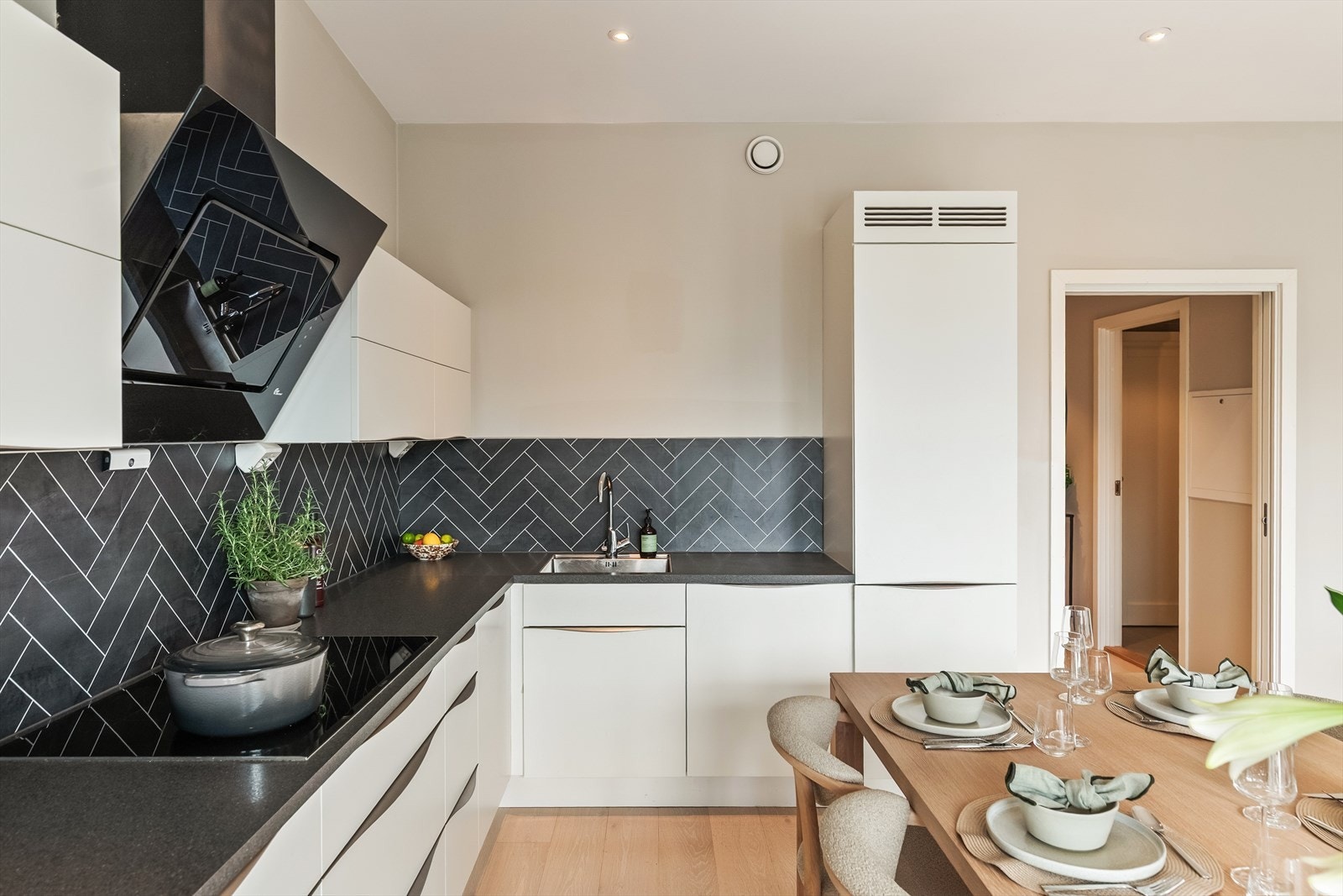 Her er det lagt til rette for både matglede og sosialt samvær. Galleribilde