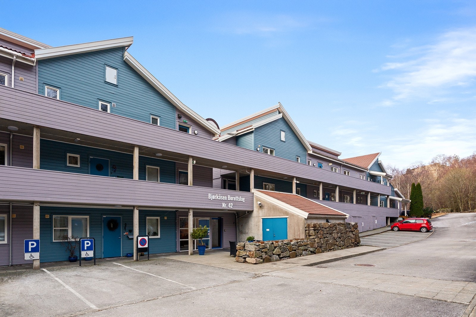 Fasade og inngangsparti Galleribilde