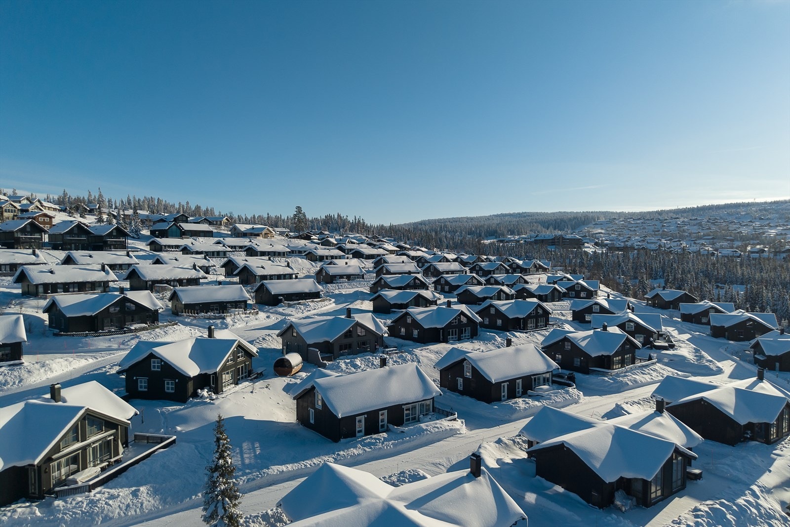 Langrennsløypene går rett gjennom hyttefeltet og kobler deg på det store løypenettet i Øyerfjellet. Galleribilde