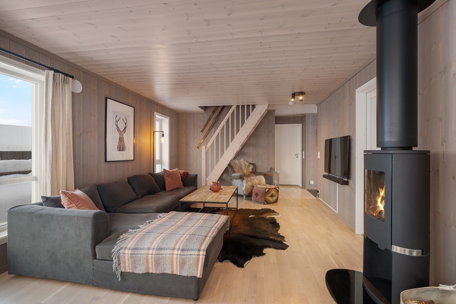 Det er gulvvarme i hele stue- og kjøkkenområdet for jevn og god komfort. Galleribilde