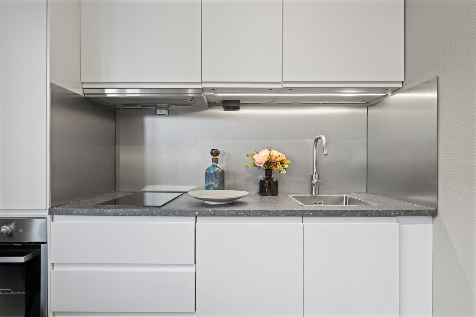 Alle hvitevarer er integrert og medfølger salget. Galleribilde