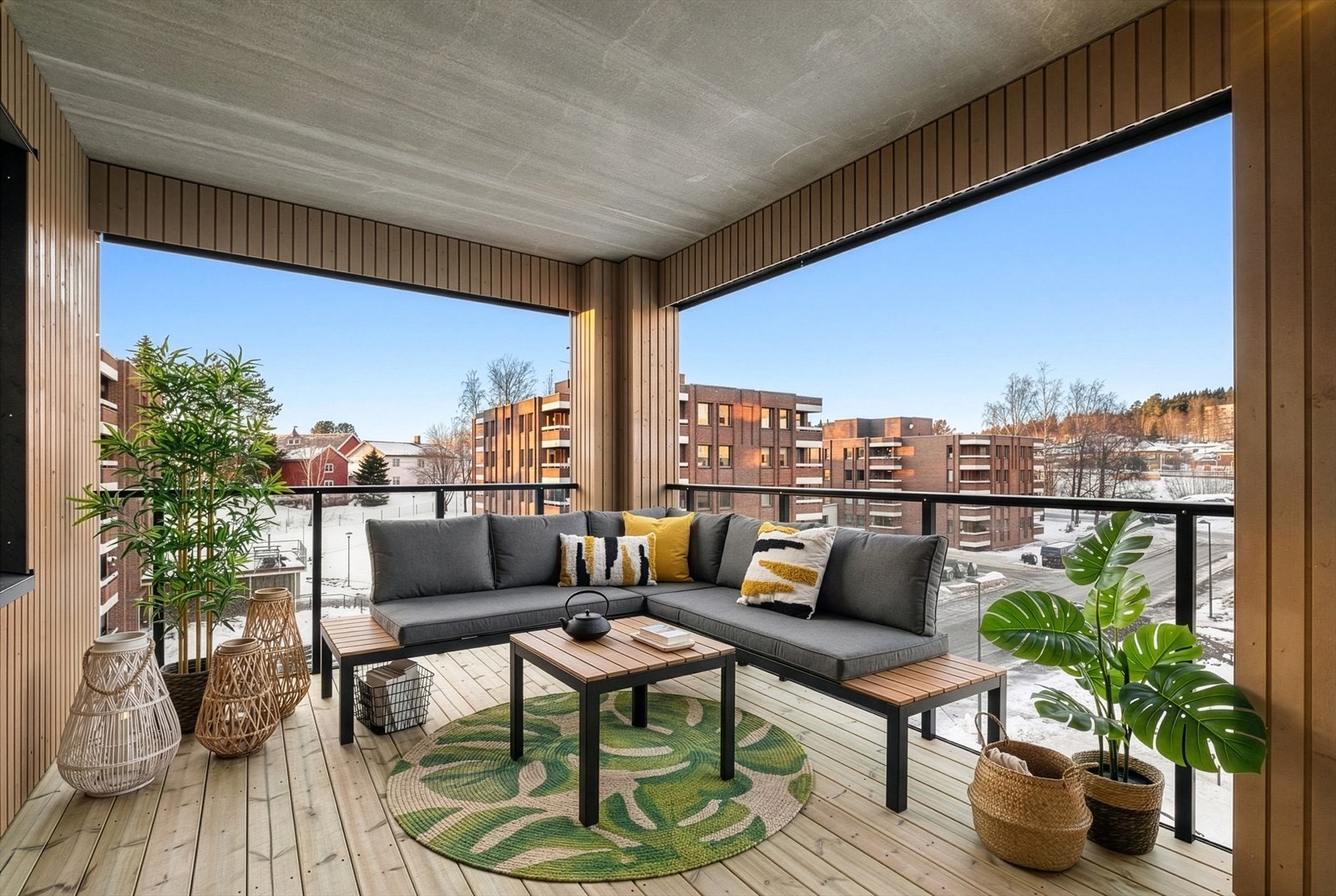 Romslig balkong på hele 11kvm. Galleribilde