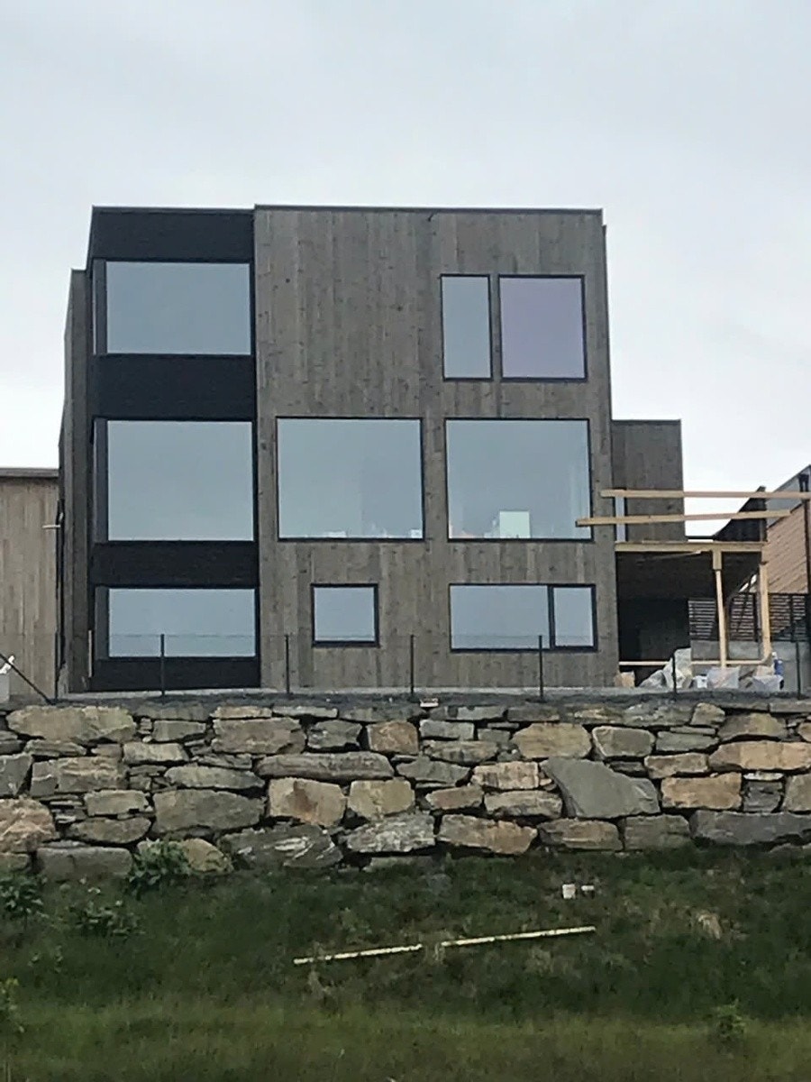 Fasade(leiligheten ligger til venstre i sokkel) Galleribilde