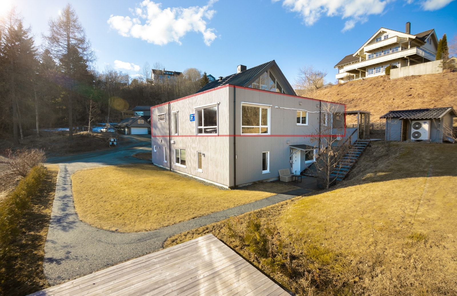 Her får du en flott leilighet på 90m² i ett bygg som ble oppført i 2014. Galleribilde