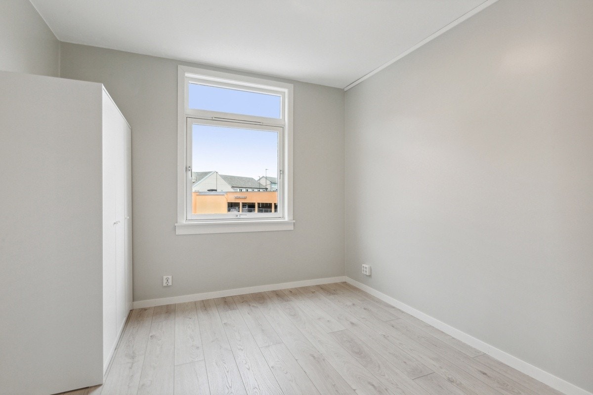 Soverommet er tilnærmet lik det andre i størrelse Galleribilde