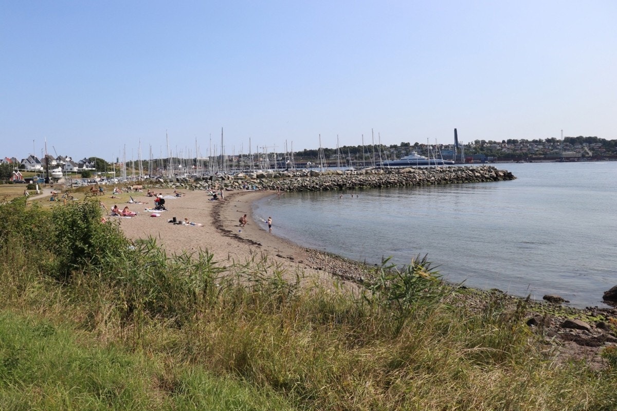 Kort vei til stranden. Galleribilde