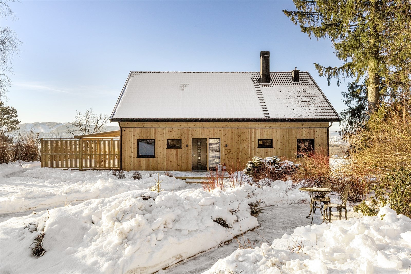 Huset fikk ny utvendig kledning i 2025. Galleribilde