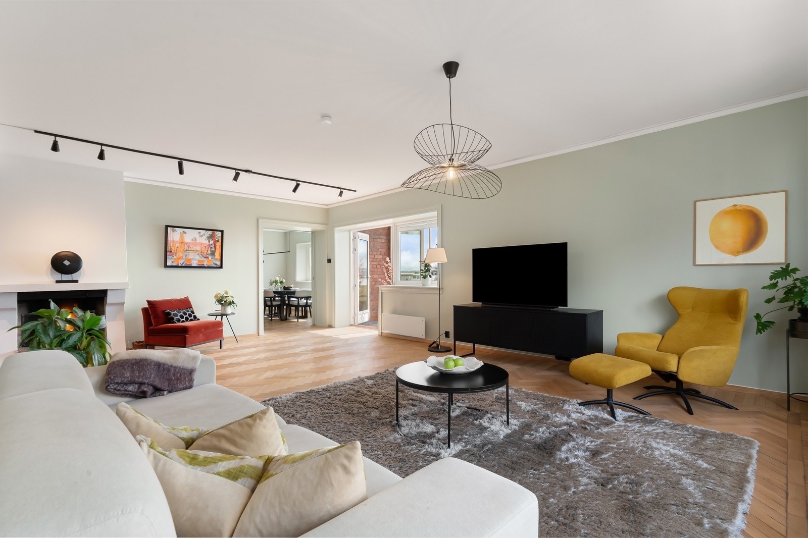 Endeleilighet gjør leiligheten veldig lys Galleribilde