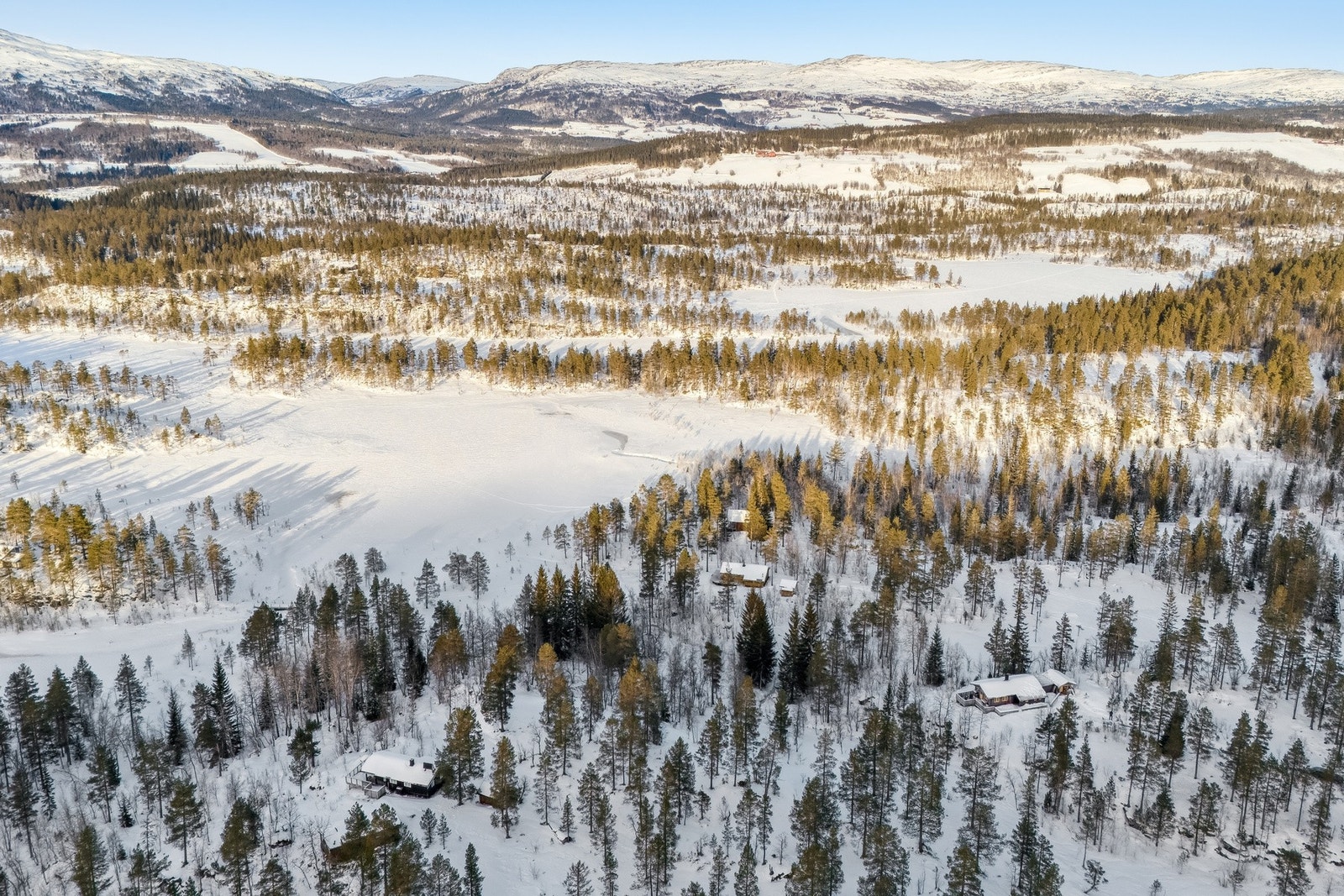 Naturskjønt område med gode muligheter for friluftsliv. Galleribilde