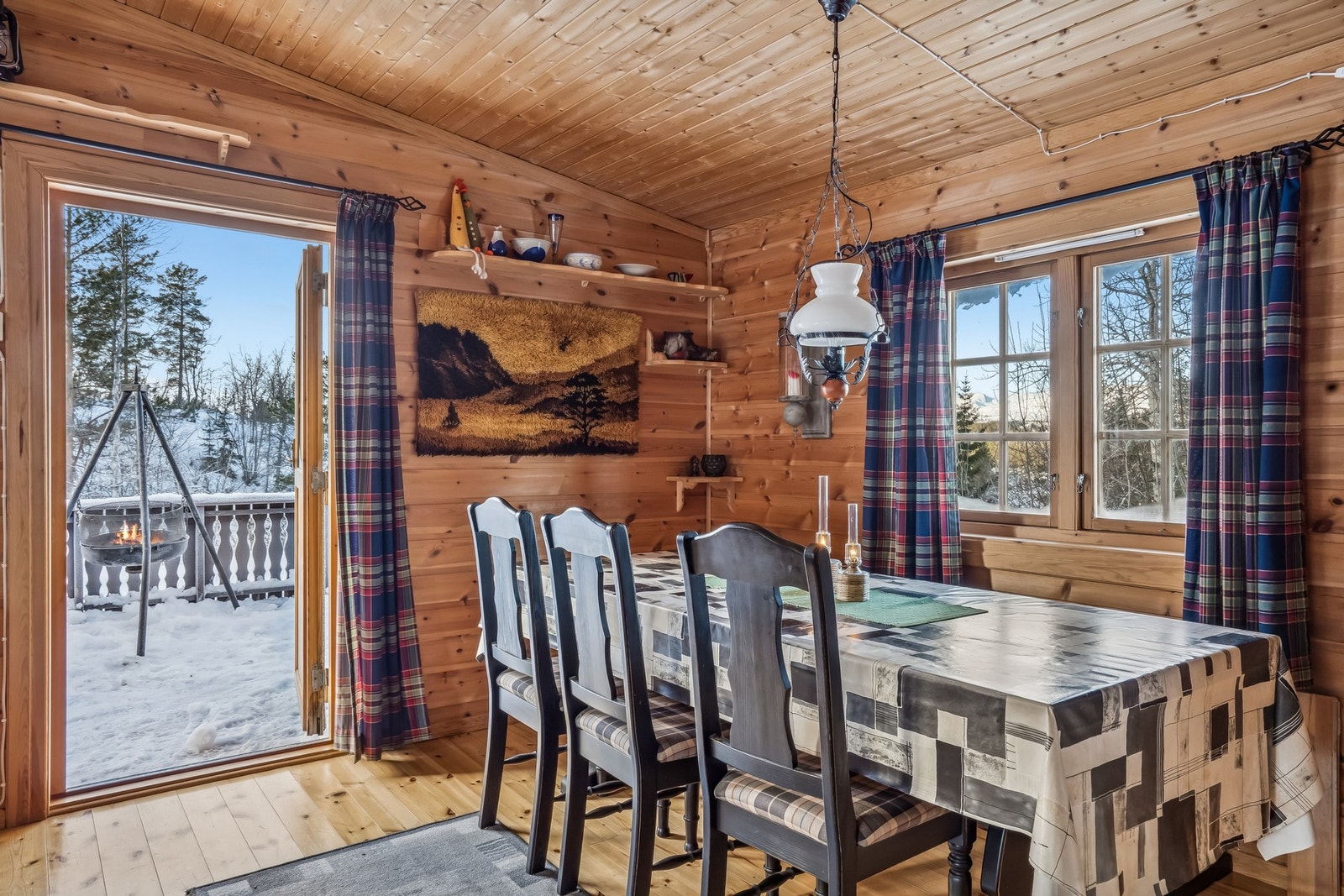 Møbler kan medfølge ved kjøp, dersom dette er ønskelig. Galleribilde