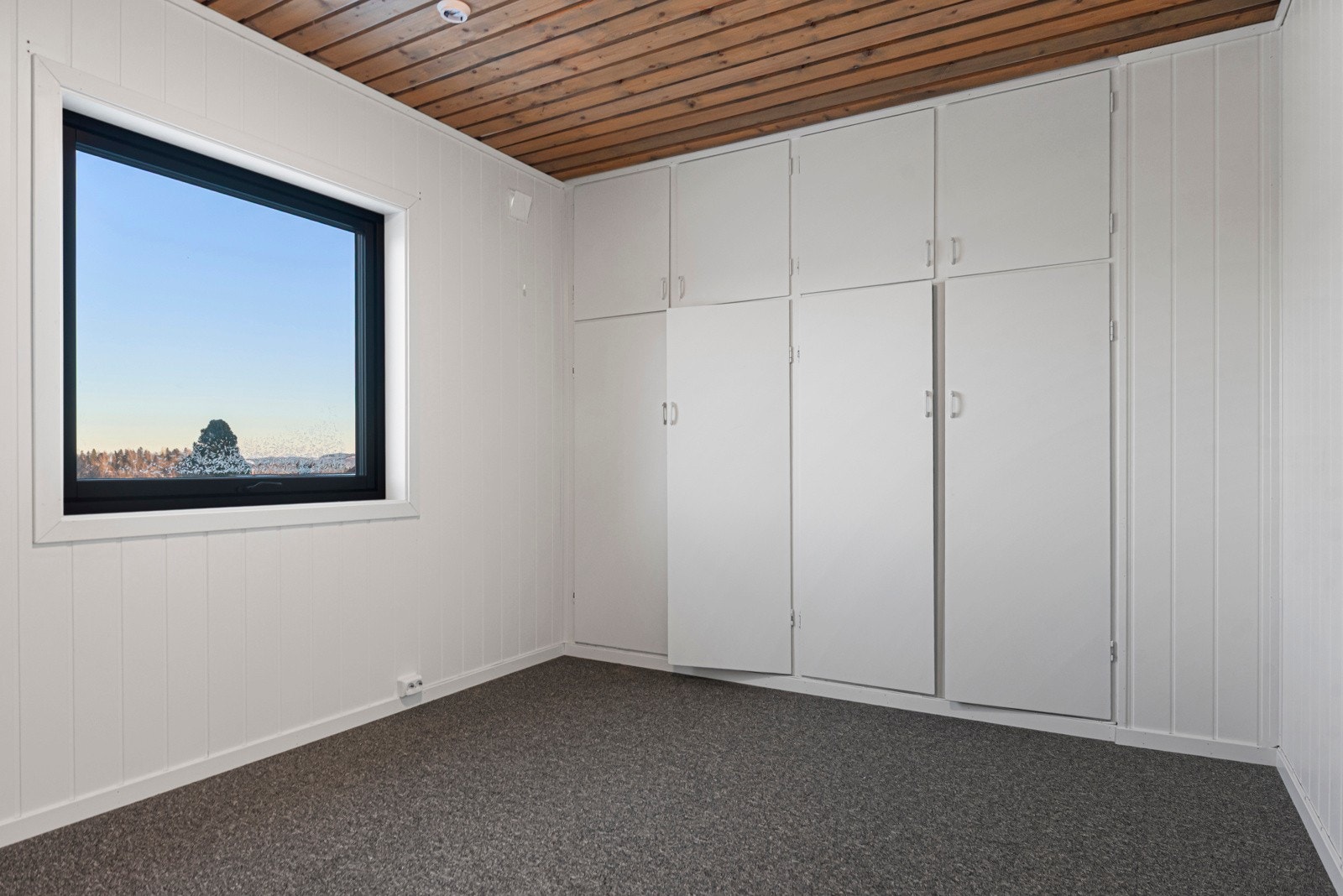 Boligen har 2 soverom på hhv 8 og 10m². Galleribilde