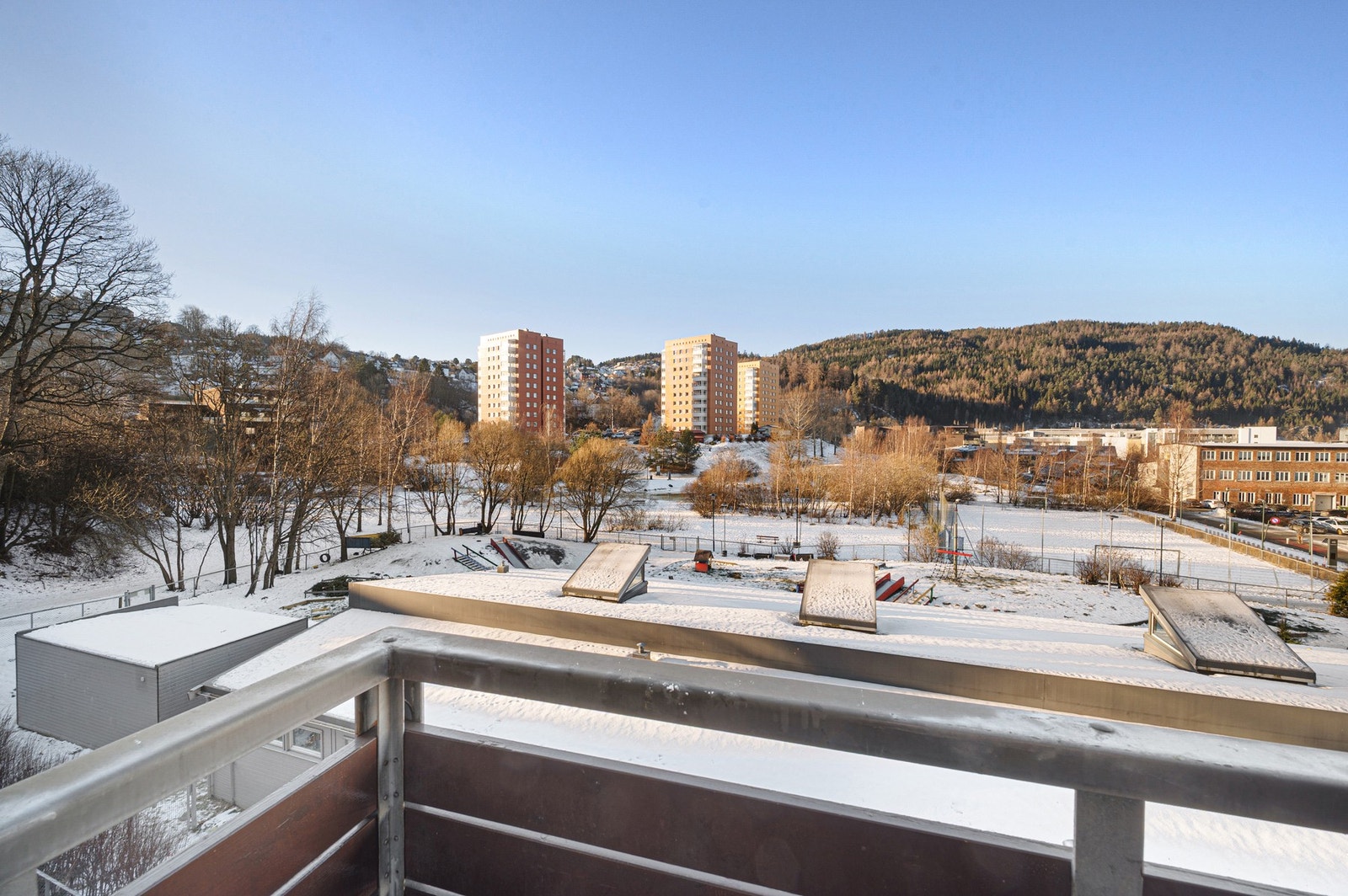 Utsiktsbilde fra balkong. Galleribilde