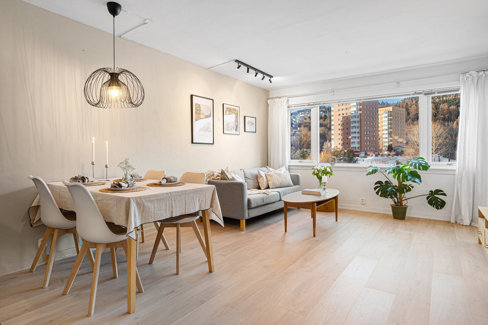 EiendomsMegler 1 ved Markus Tangvik har gleden av å presentere en nydelig 2-roms leilighet i Koefoedgeilan 10 B. Galleribilde