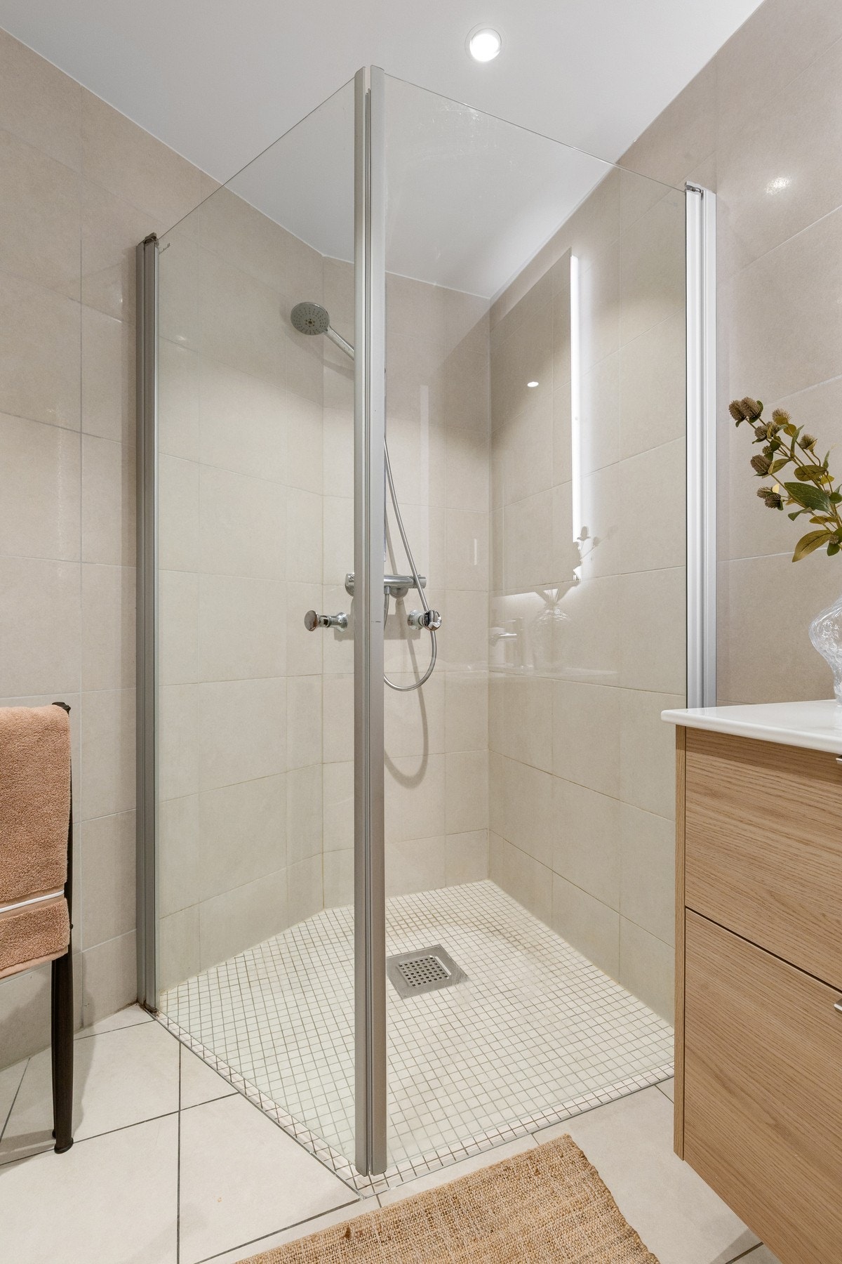 Det er varme i gulv på badet. Galleribilde