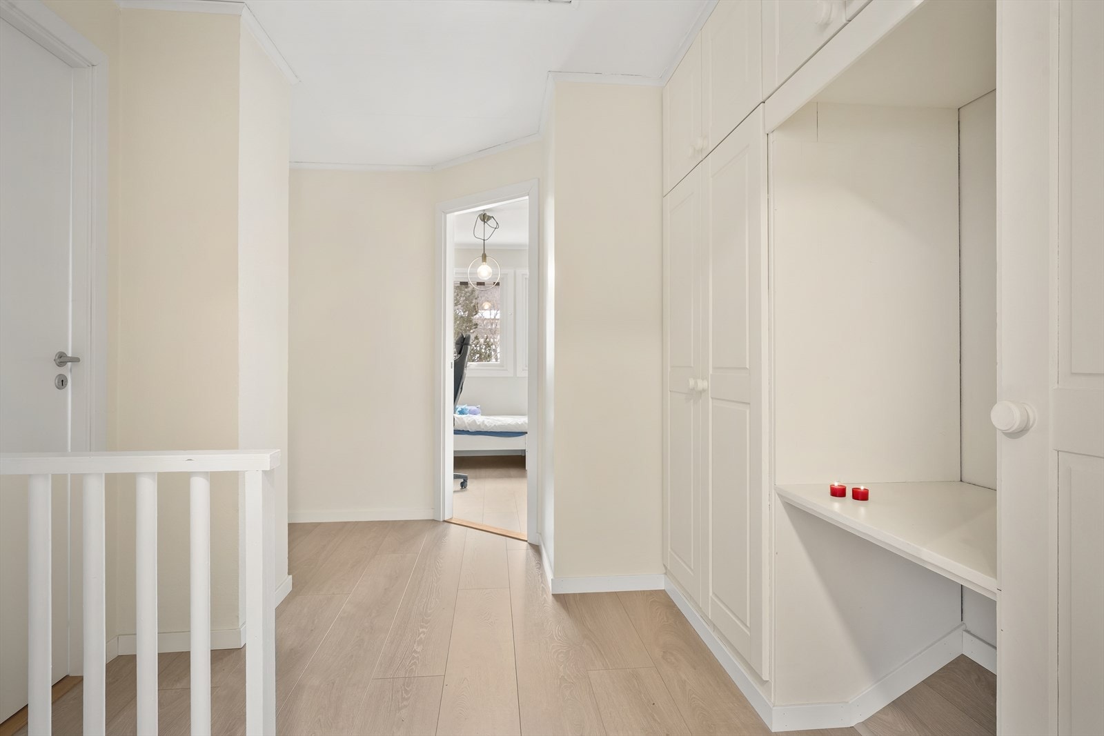 Boligen har i alt 4 soverom, samtlige plassert i 2.etasje. Galleribilde