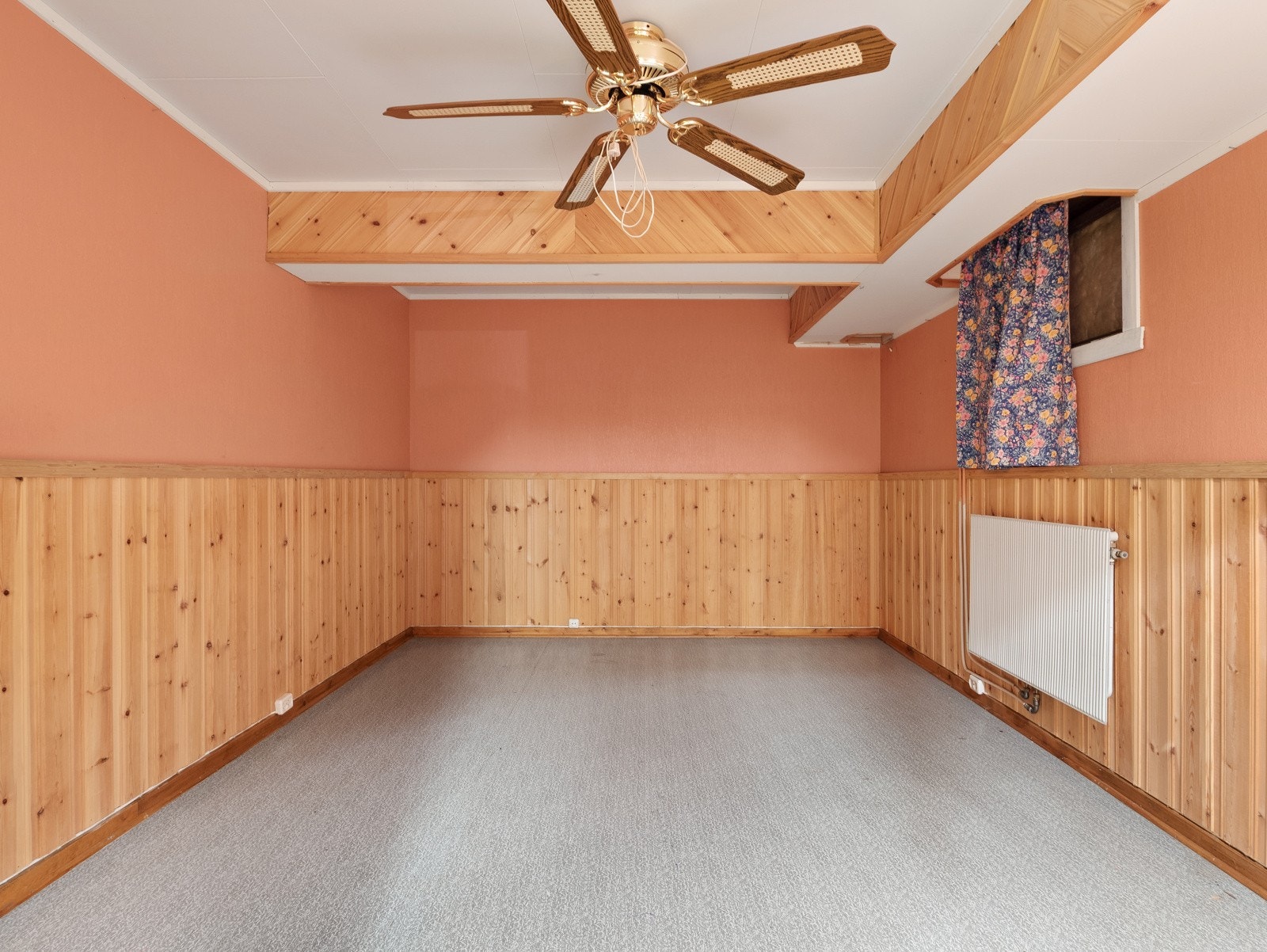 Bod/disponibelt rom - ikke godkjent for varig opphold Galleribilde