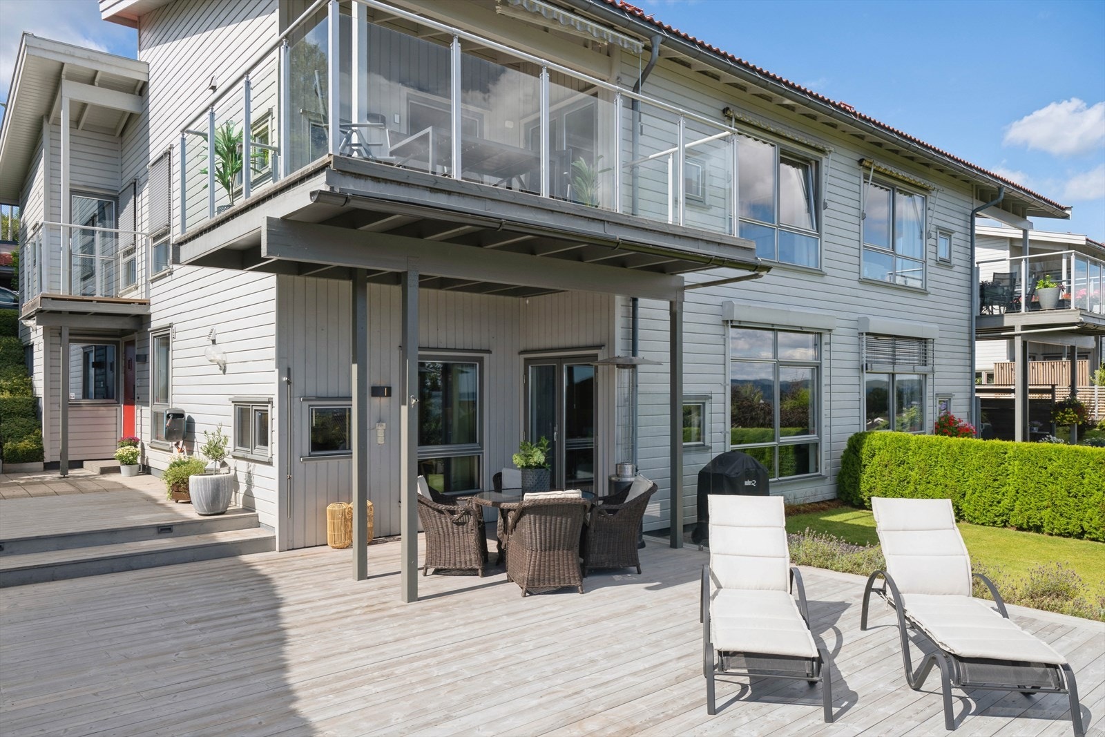 Fasade fra terrassen Galleribilde