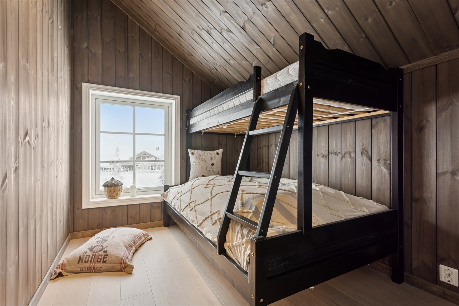 Soverom 4 er tilsvarende soverom 3. Galleribilde