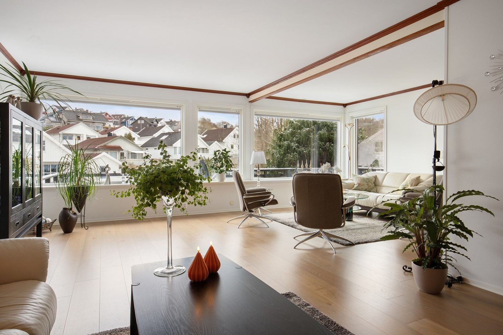 1. etg: Stue Galleribilde