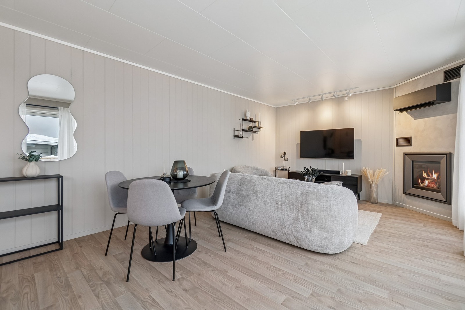 Her får du en oppgradert og moderne selveierleilighet med attraktiv beliggenhet. Galleribilde