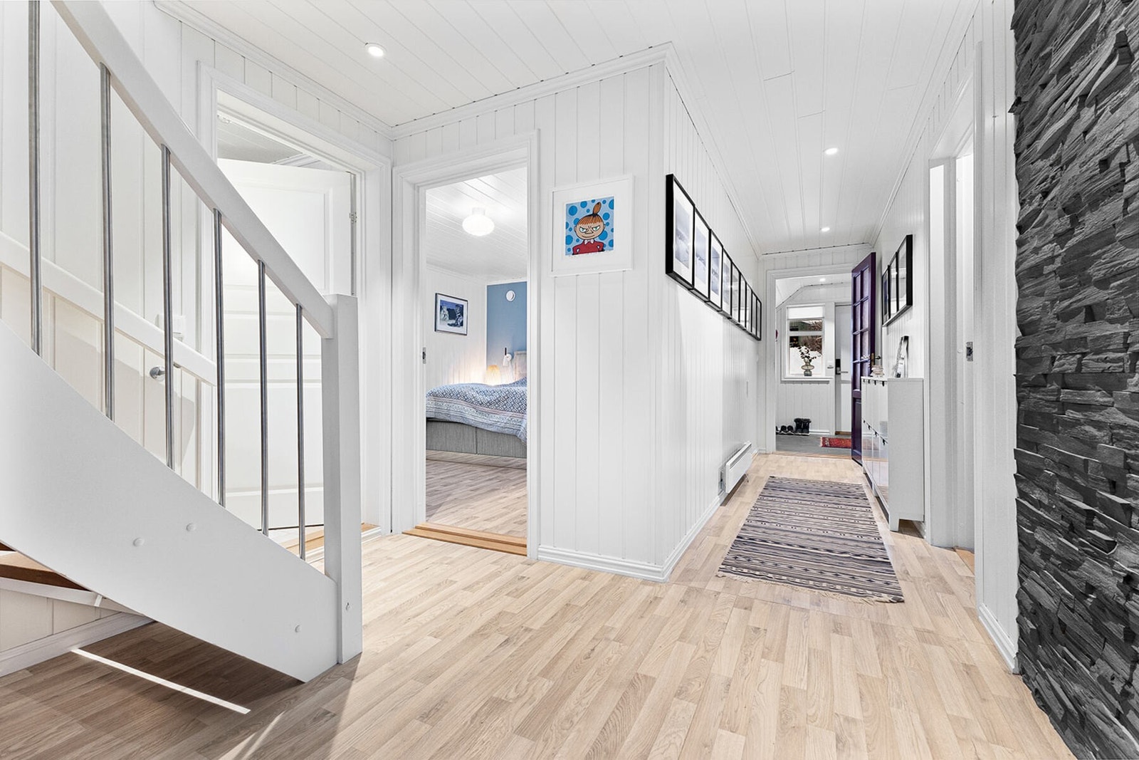 Trapp til boligens andre etasje Galleribilde