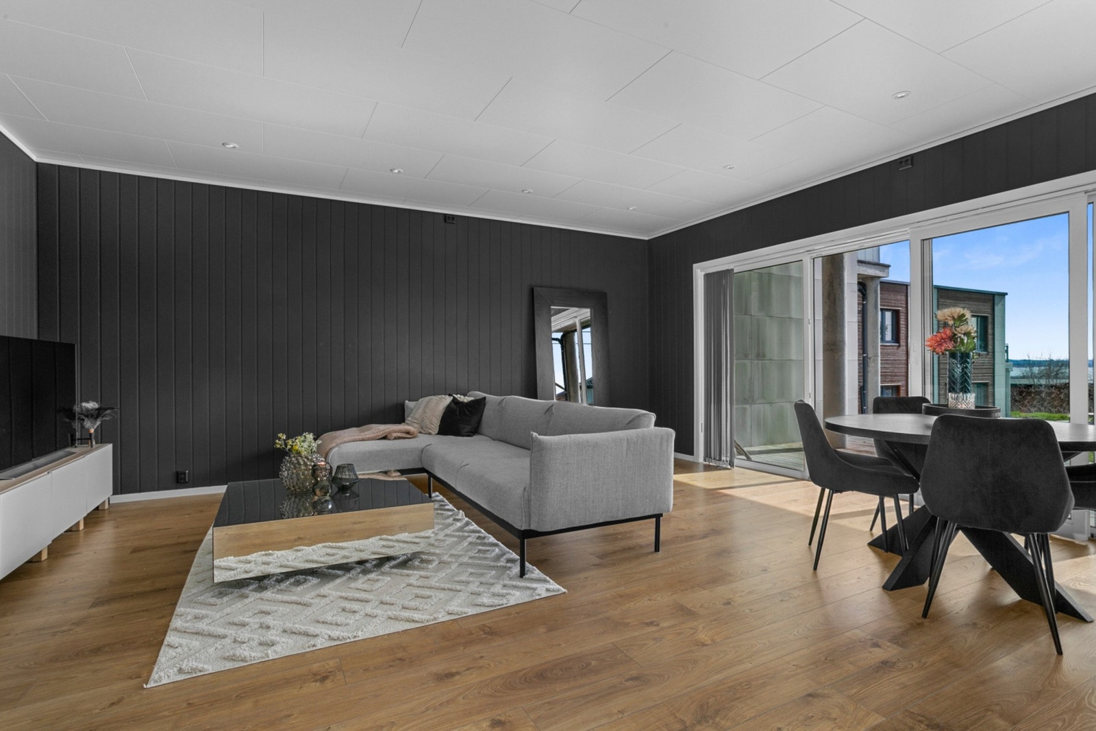 Åpen stue-/kjøkkenløsning på ca. 49 kvm Galleribilde