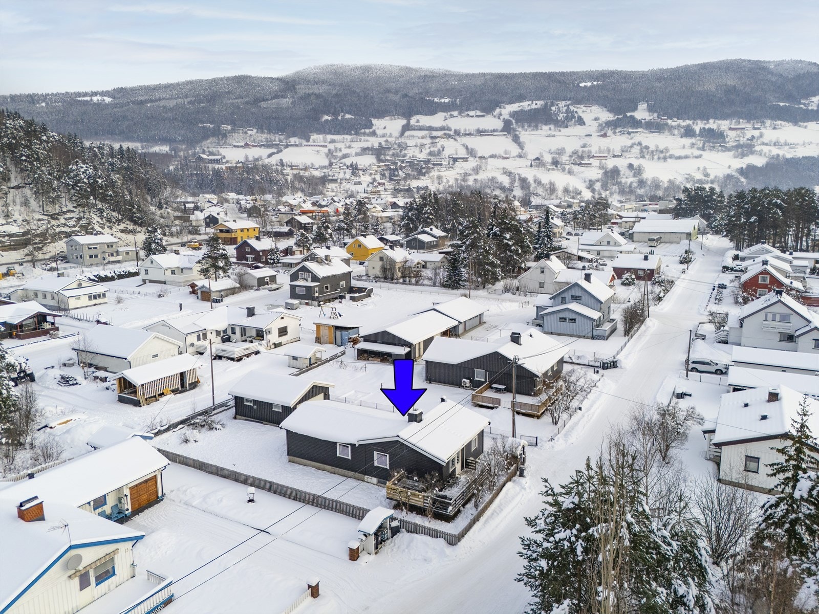 Området byr på gode friluftsmuligheter sommer som vinter, og det er korte avstander til flere tur- og fjellområder. Galleribilde