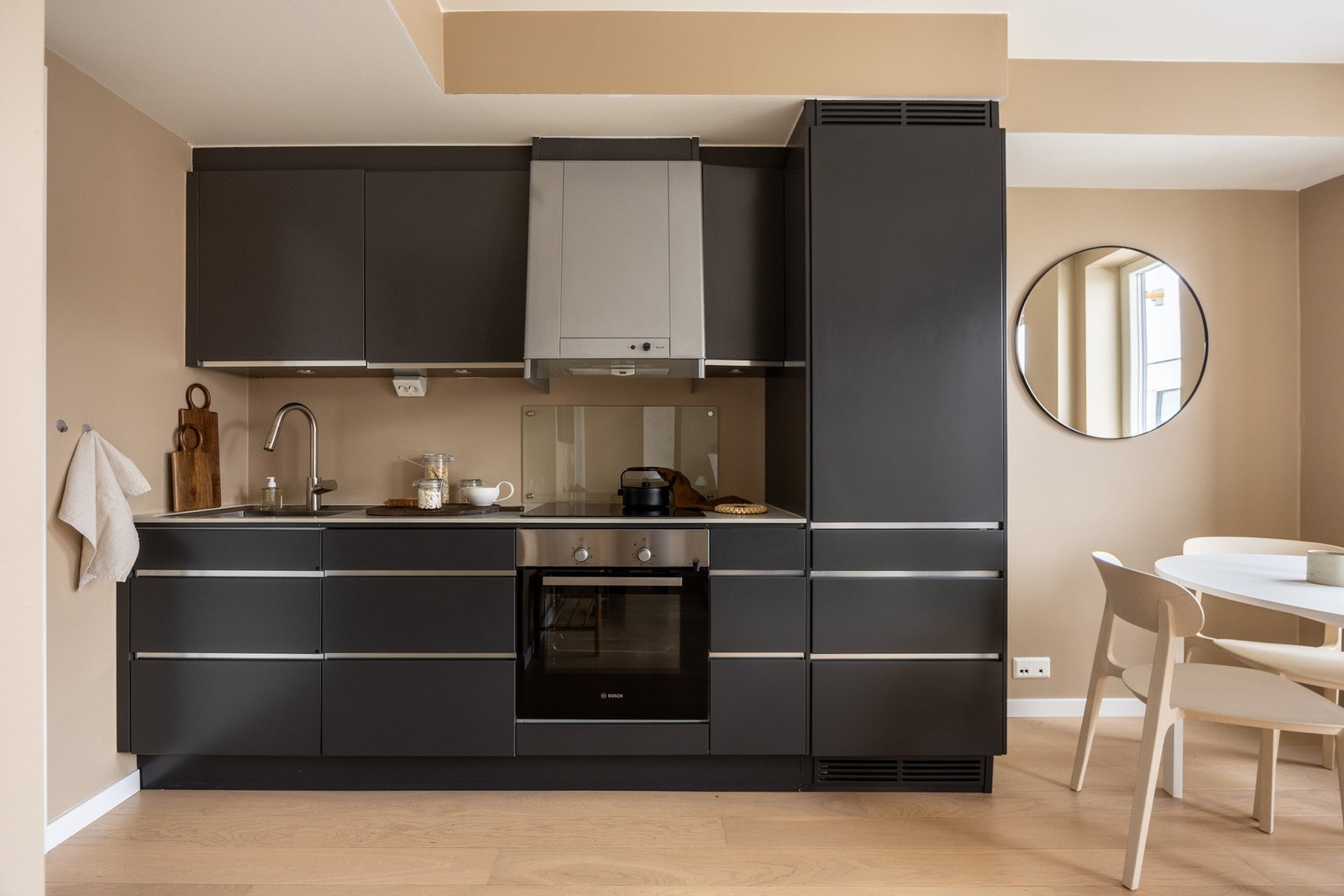 Lekkert kjøkken fra 2016, levert av Drømmekjøkkenet. Galleribilde