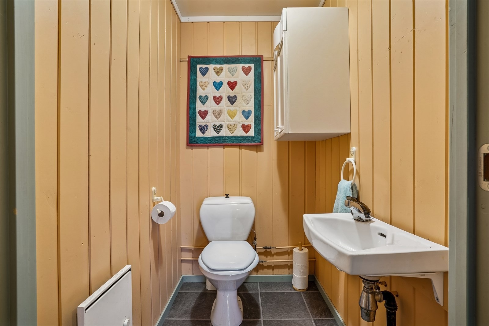 Toalettrom, første etasje Galleribilde