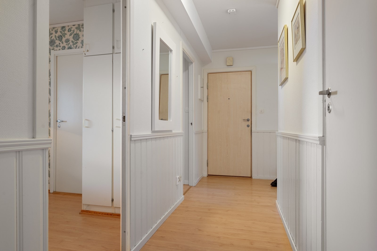 - Leiligheten har en praktisk planløsning med en rekke muligheter - Galleribilde