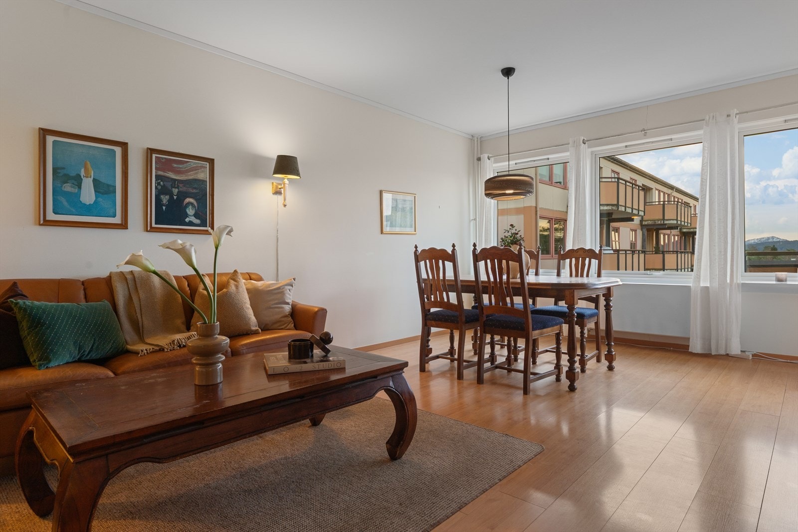 - Sjarmerende 3-roms endeleilighet med sto balkong og praktisk planløsning - Galleribilde