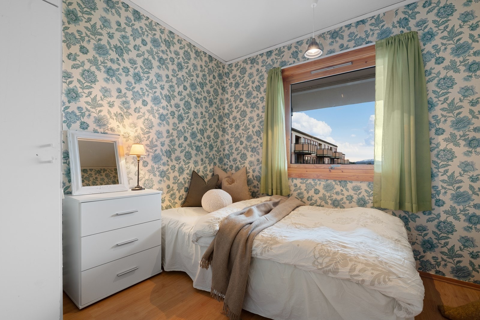 - Det andre soverommet måler 8,8 m² - Galleribilde