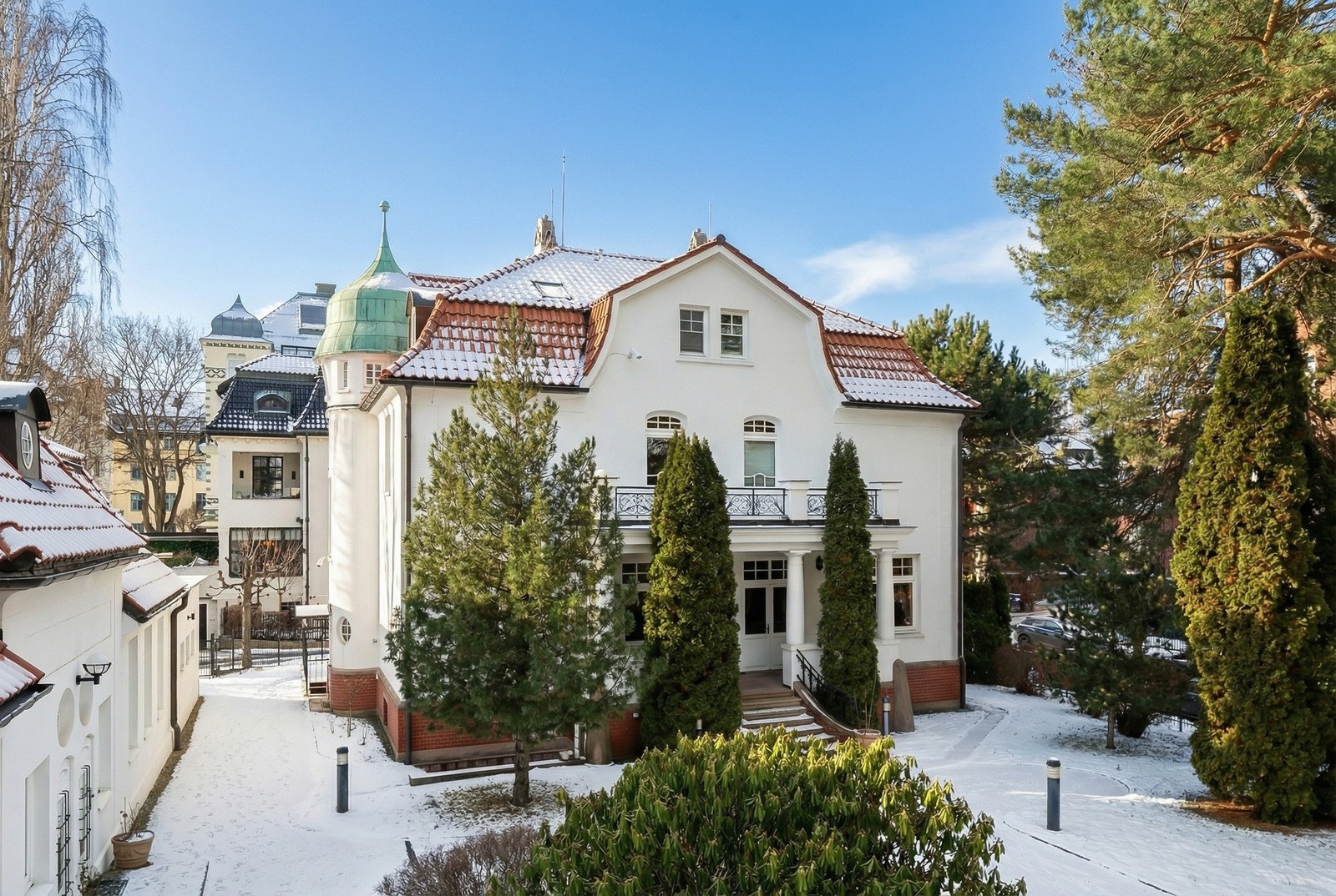 Lyssetting/sol i foto er redigert med AI og det tas forbehold om eventuelle feil. Galleribilde