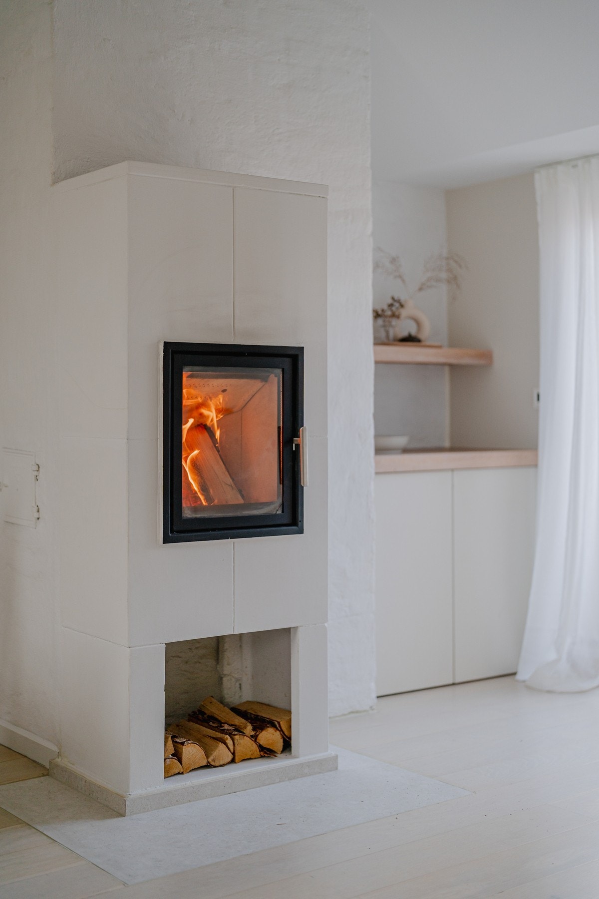 Moderne innsatspeis med tidløst og minimalistisk design. Galleribilde