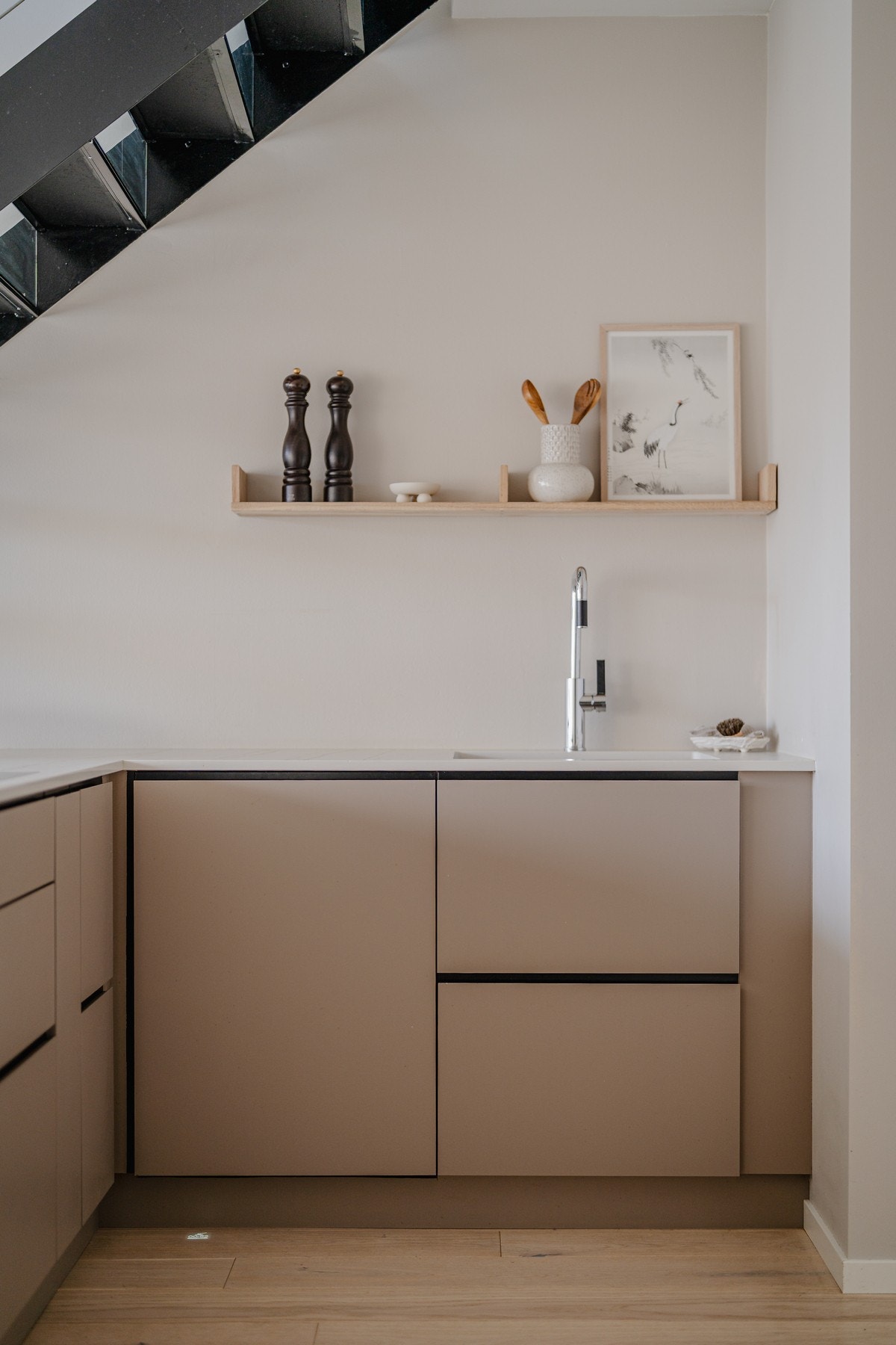 Blandebatteri fra Tapwell med uttrekkbar tut. Galleribilde