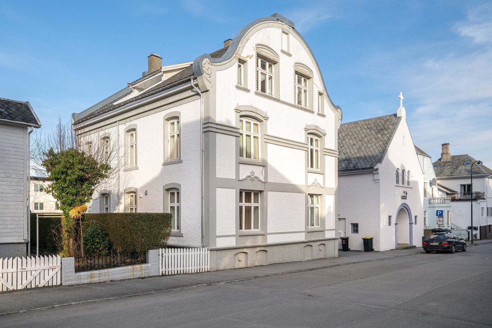 Velkommen til Sandeidgata 8. Galleribilde