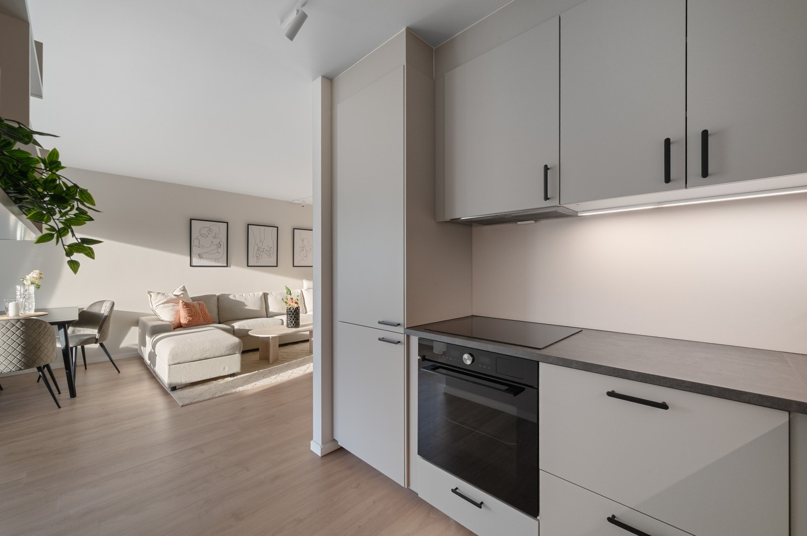 Kjøkkenet måler 5,8 m². Galleribilde