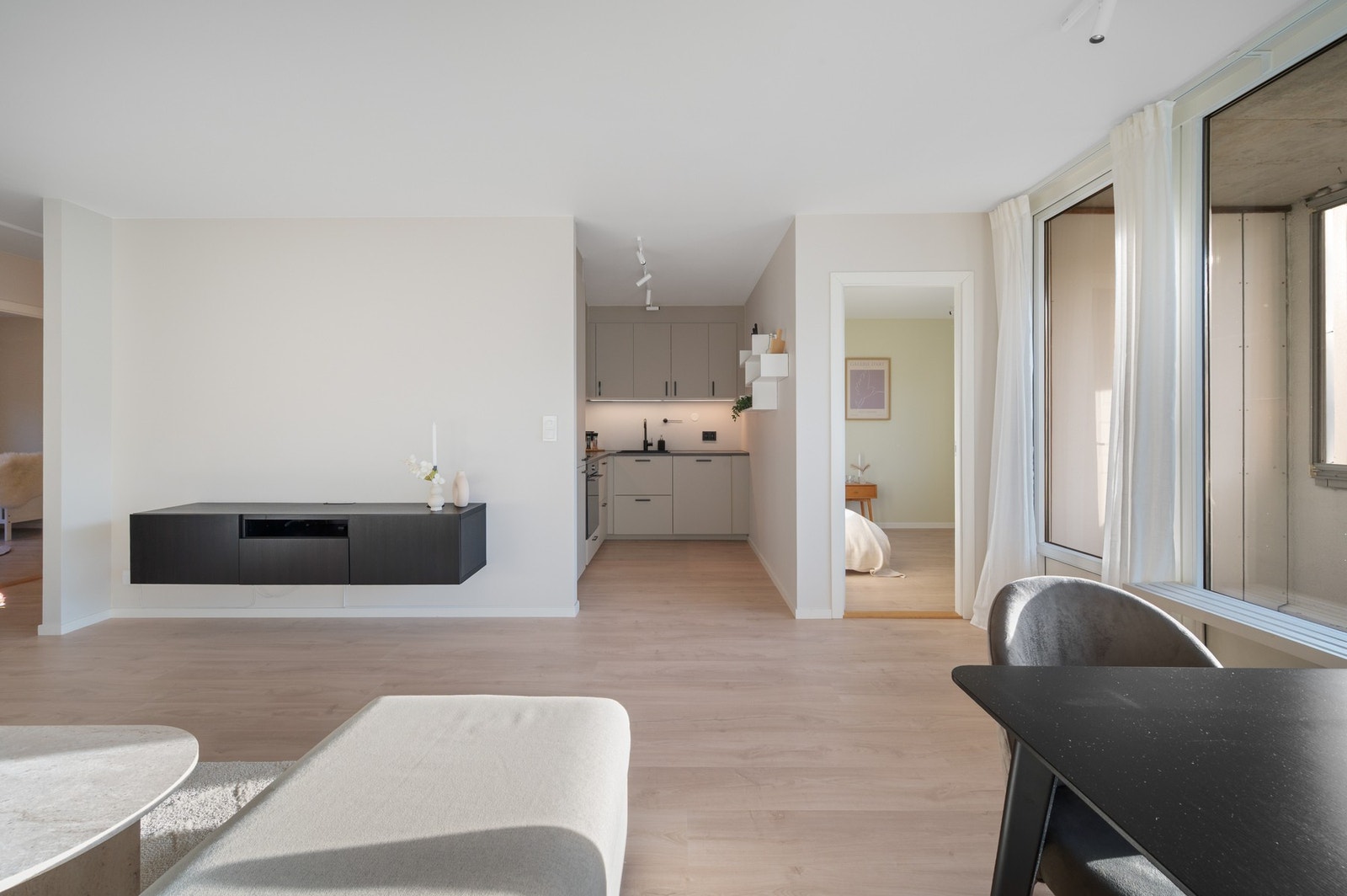 Vegger- og himlingsflater ble også oppgradert i 2024. Galleribilde