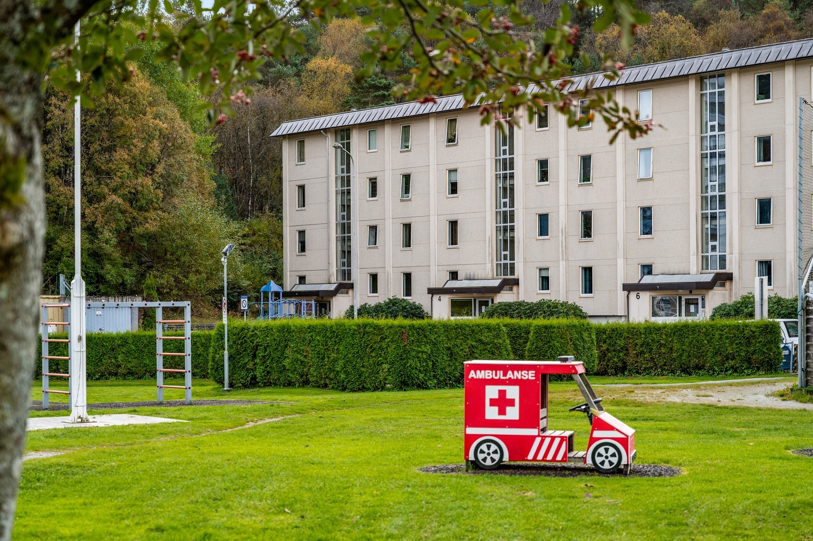 Borettslaget byr på flotte fellesområder med lekeplasser og grøntarealer, et hyggelig samlingspunkt for både store og små. Galleribilde