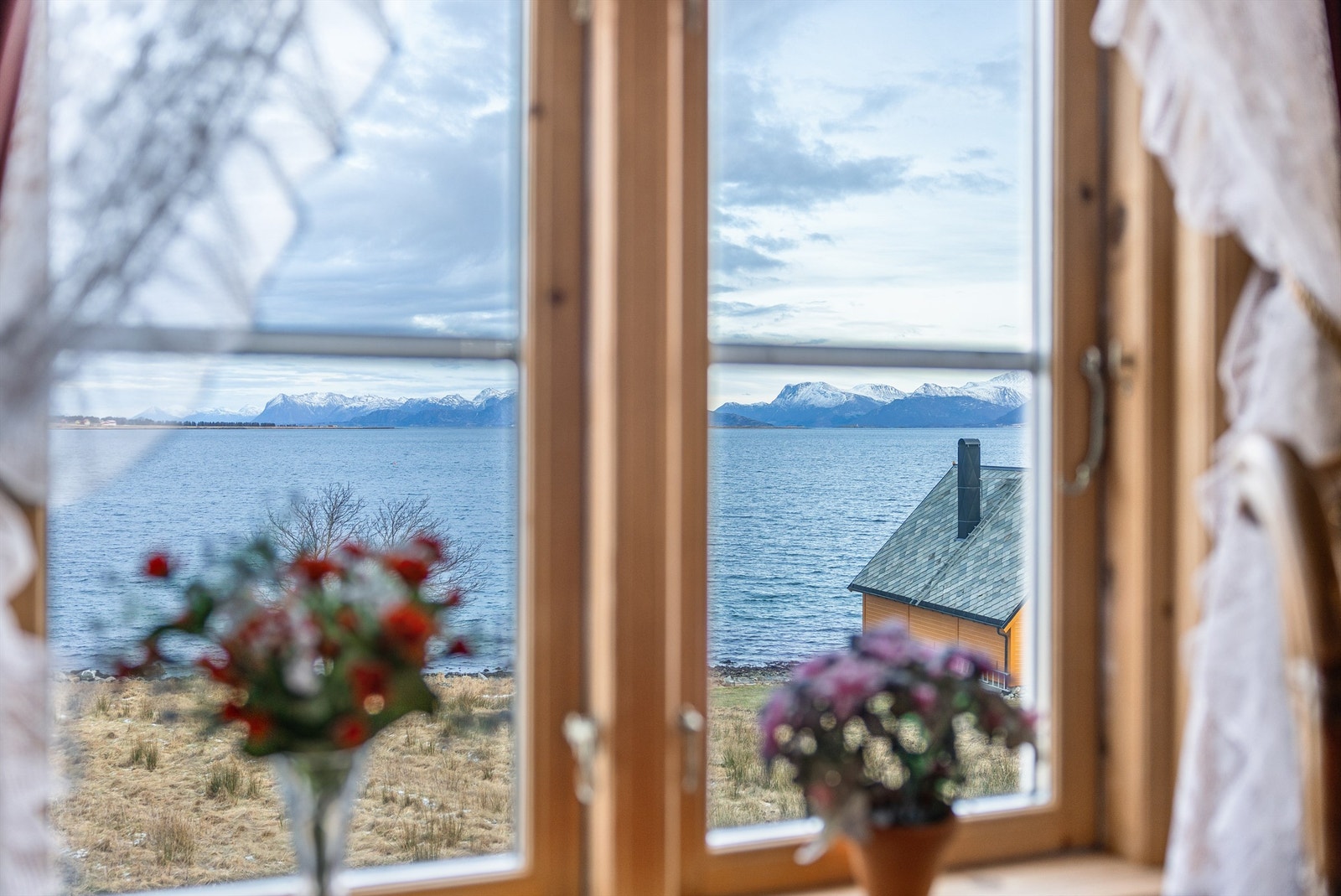 Fantastisk utsikt over sjøen Galleribilde