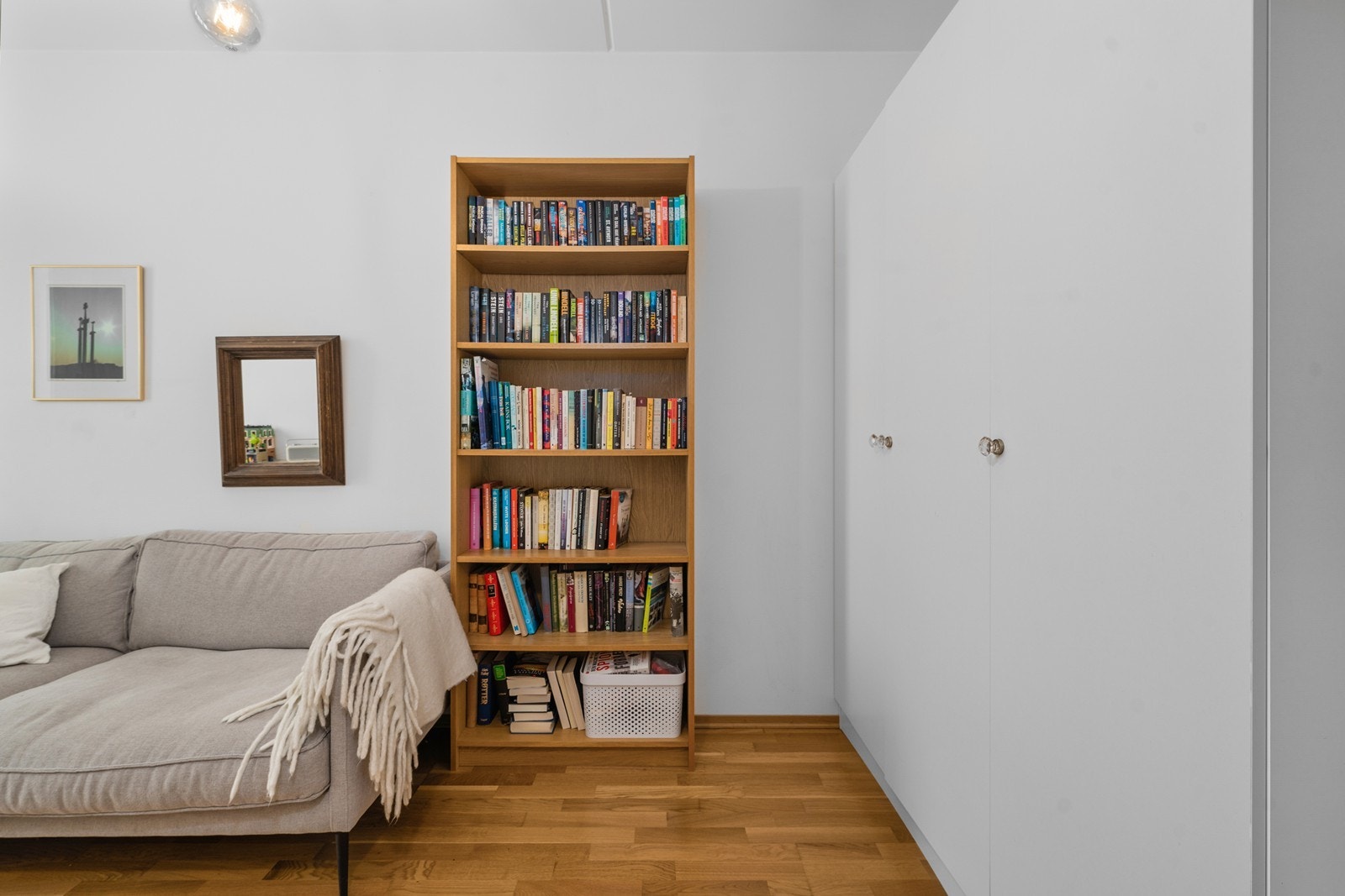 Det andre soverommet er av god størrelse, ideelt som barnerom, gjesterom eller kontor. Galleribilde