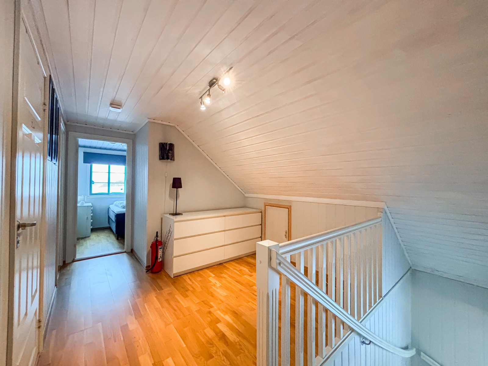 Gang i andre etasje Galleribilde