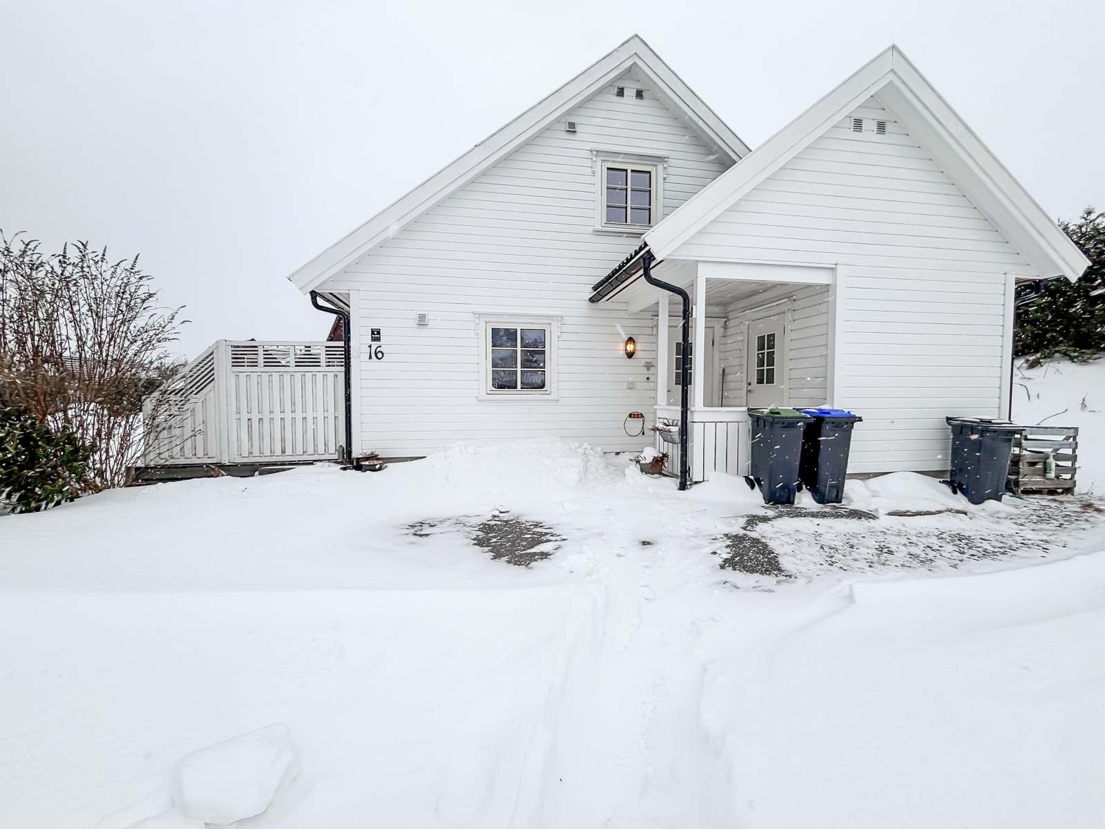 Ønsker du visning? Ta kontakt med megler via "send melding" knappen på annonsen. Galleribilde