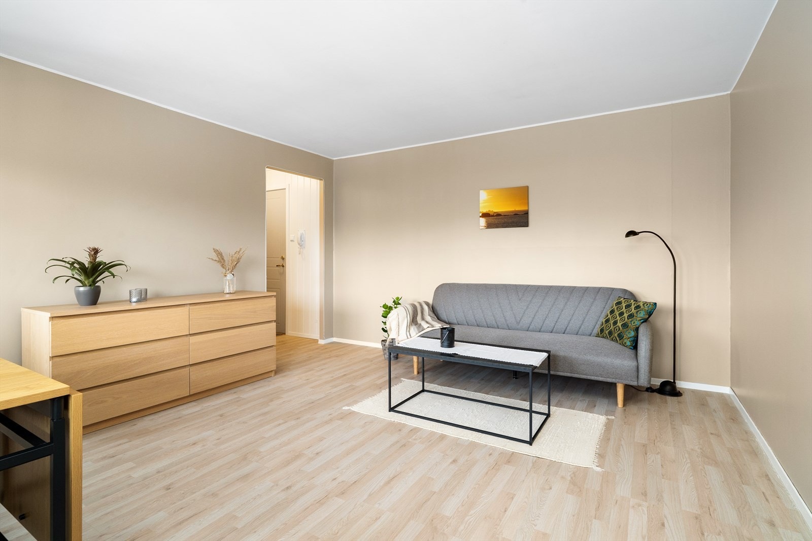 Kabel tv/internett er inkl. i felleskostnadene. Galleribilde