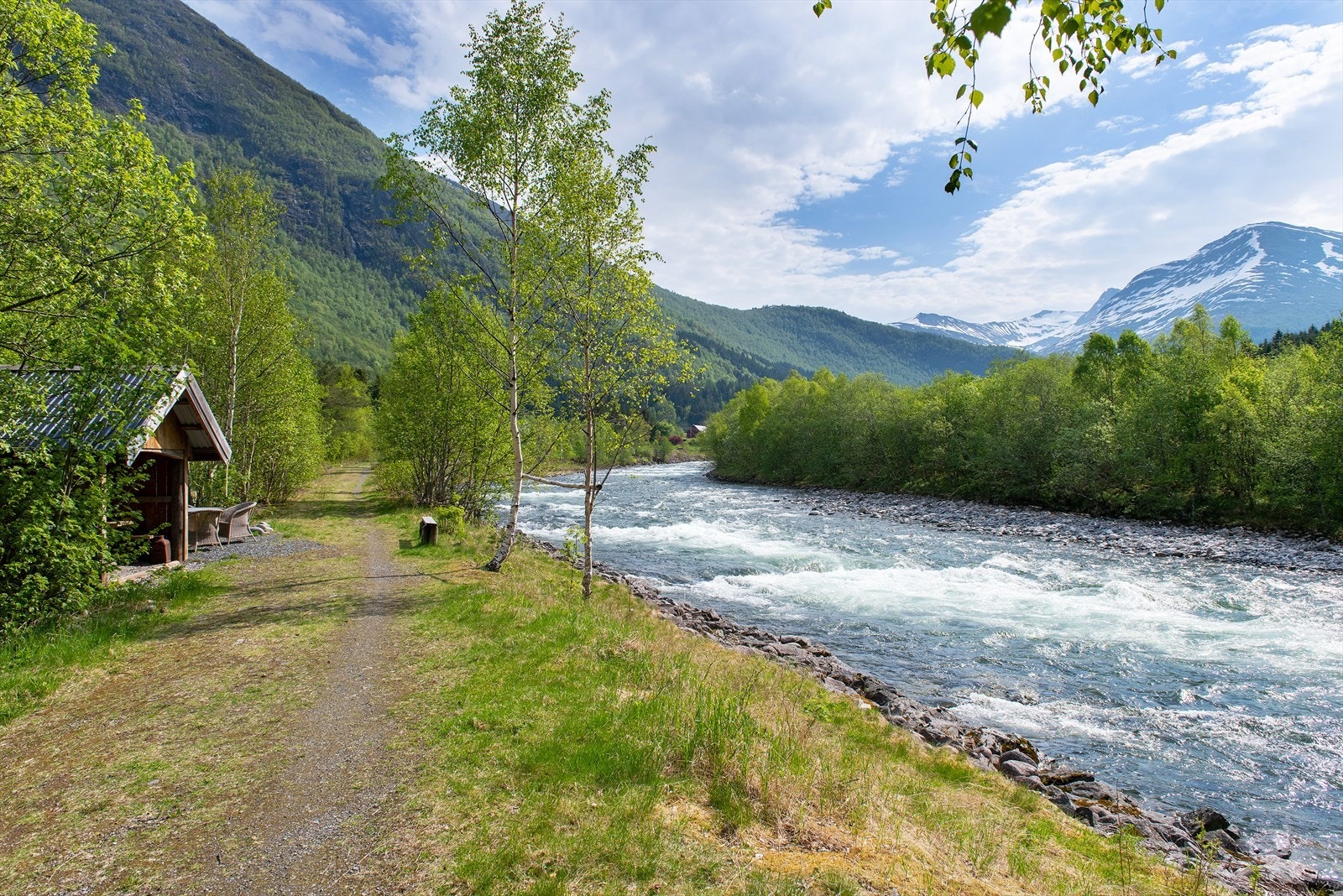 Stordalselva. Galleribilde