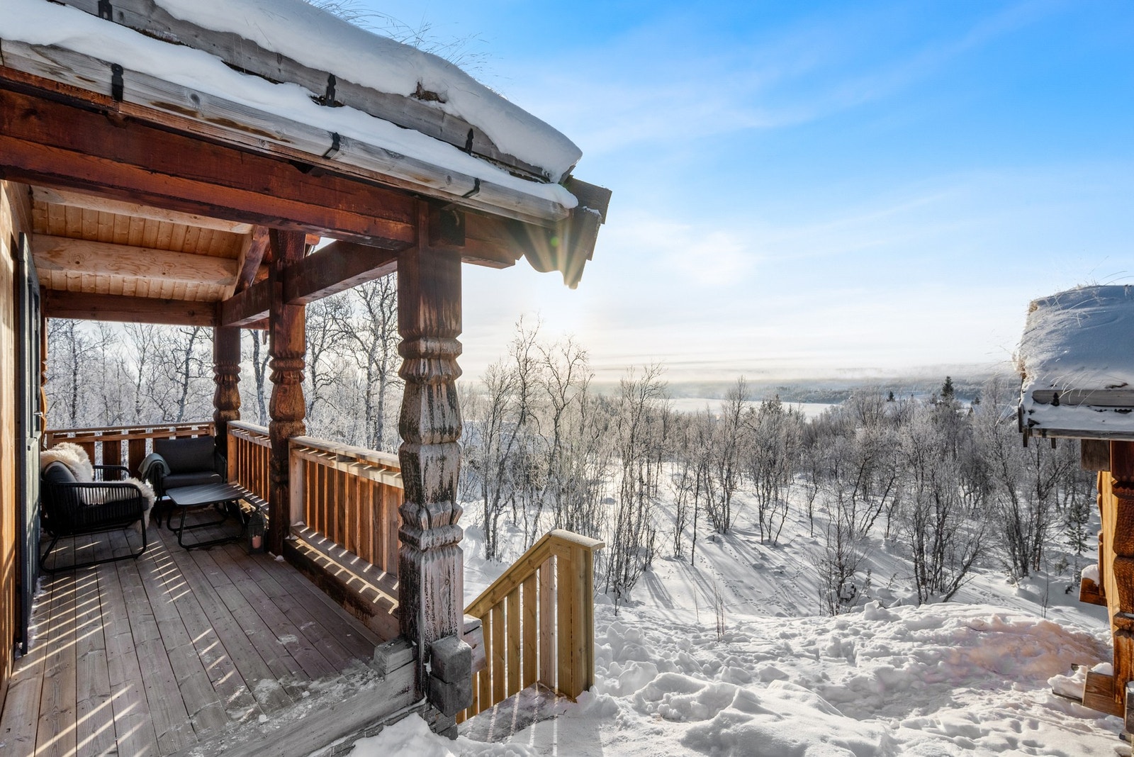 Her er det god plass til utemøbler, grill etc. Galleribilde