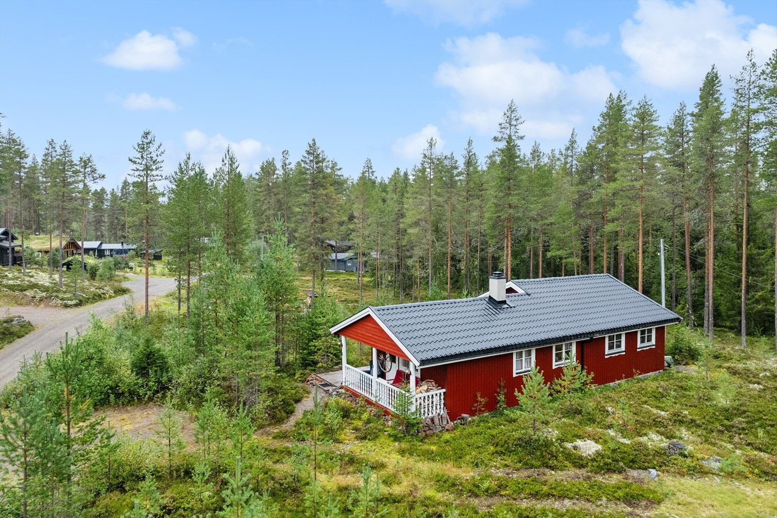 Hytte i naturskjønne omgivelser i Østby! Galleribilde